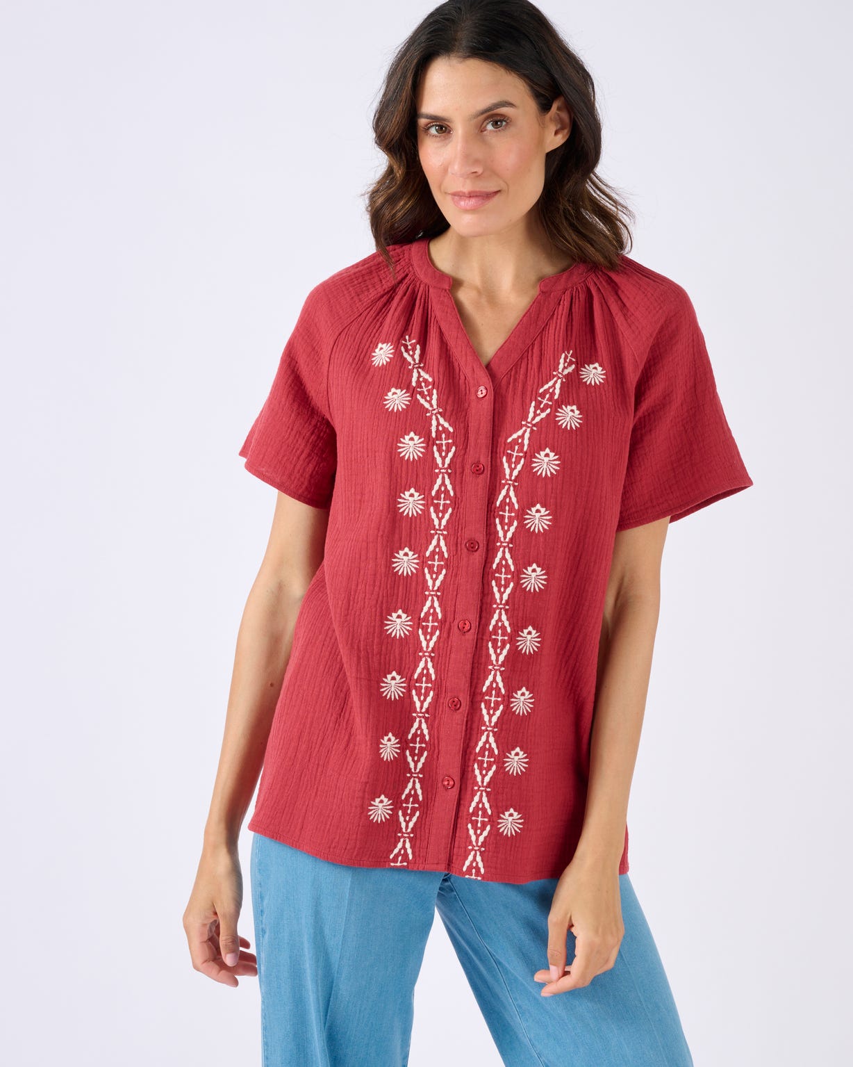 Blouse brodée en gaze de coton biologique