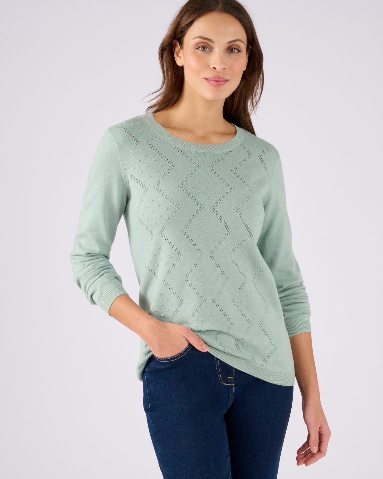 Pull points en relief et jeu d'ajourés