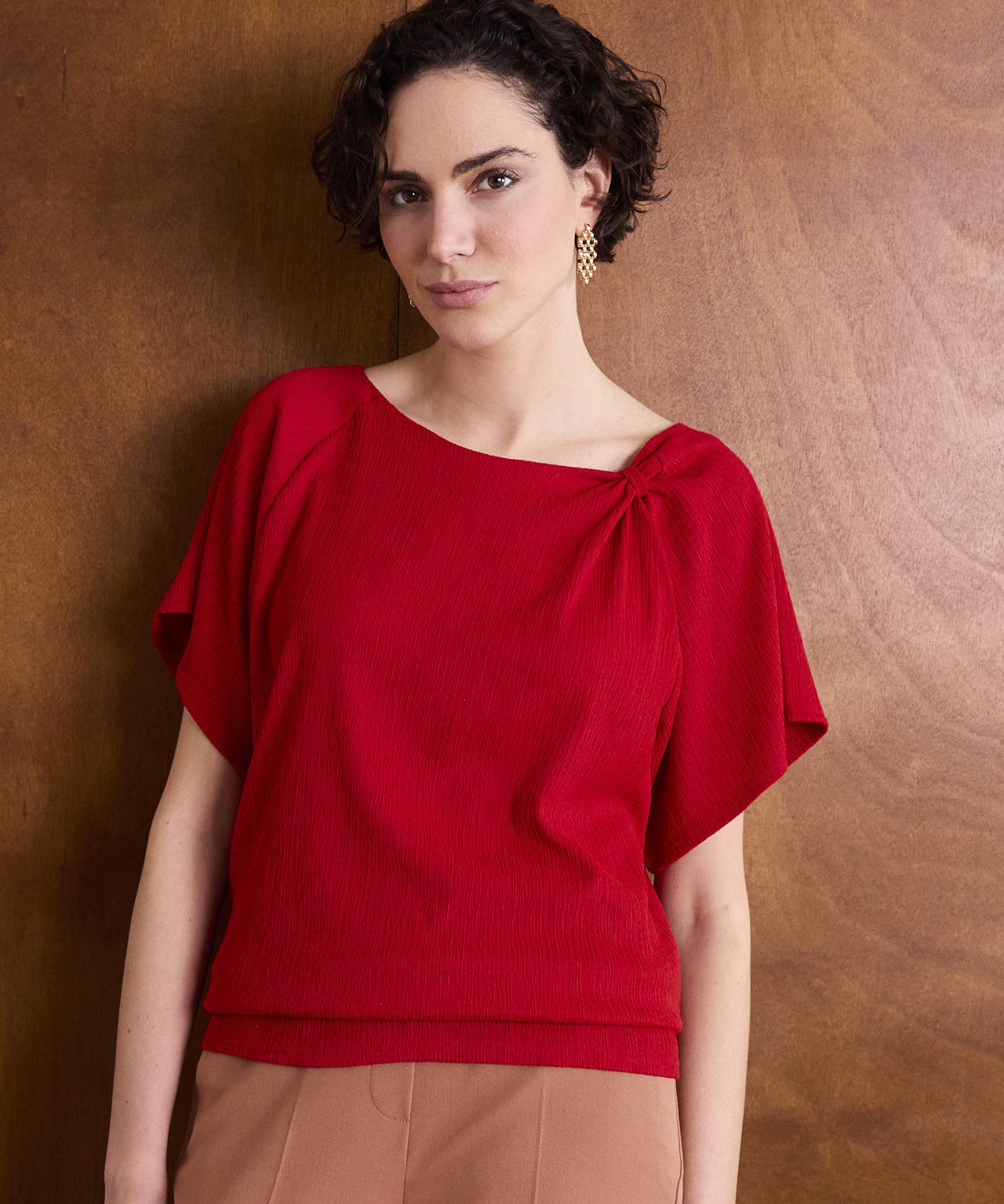 T-shirt maille texturée col fantaisie