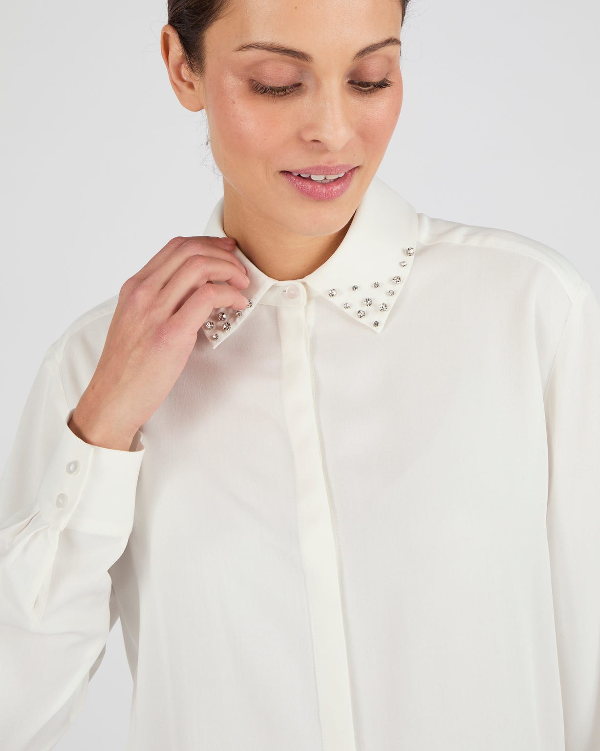 Chemisier col bijoux fantaisie pure viscose