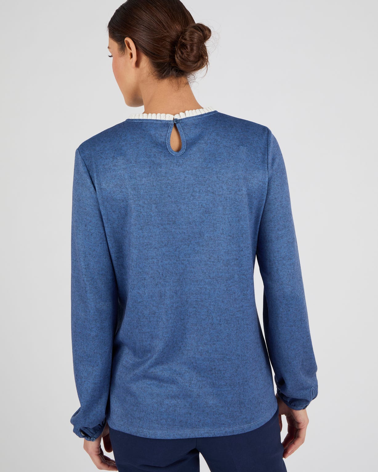 T-shirt maille chaude col volanté