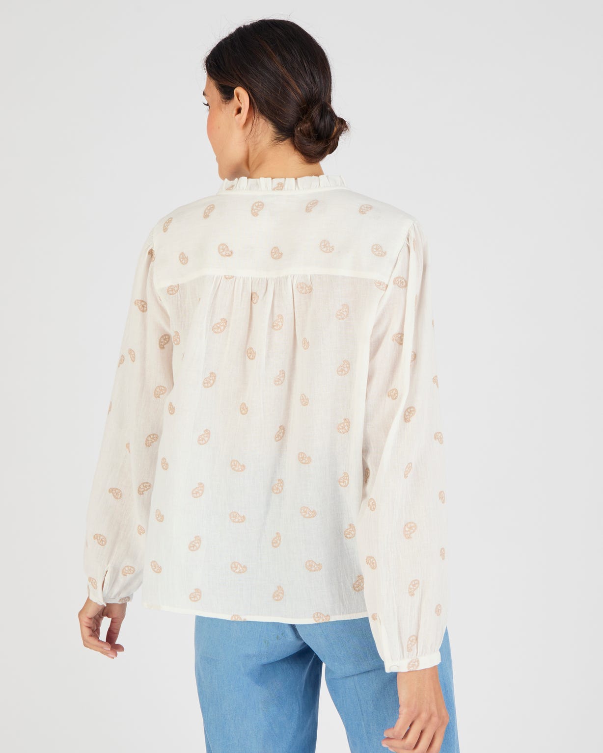 Blouse brodée