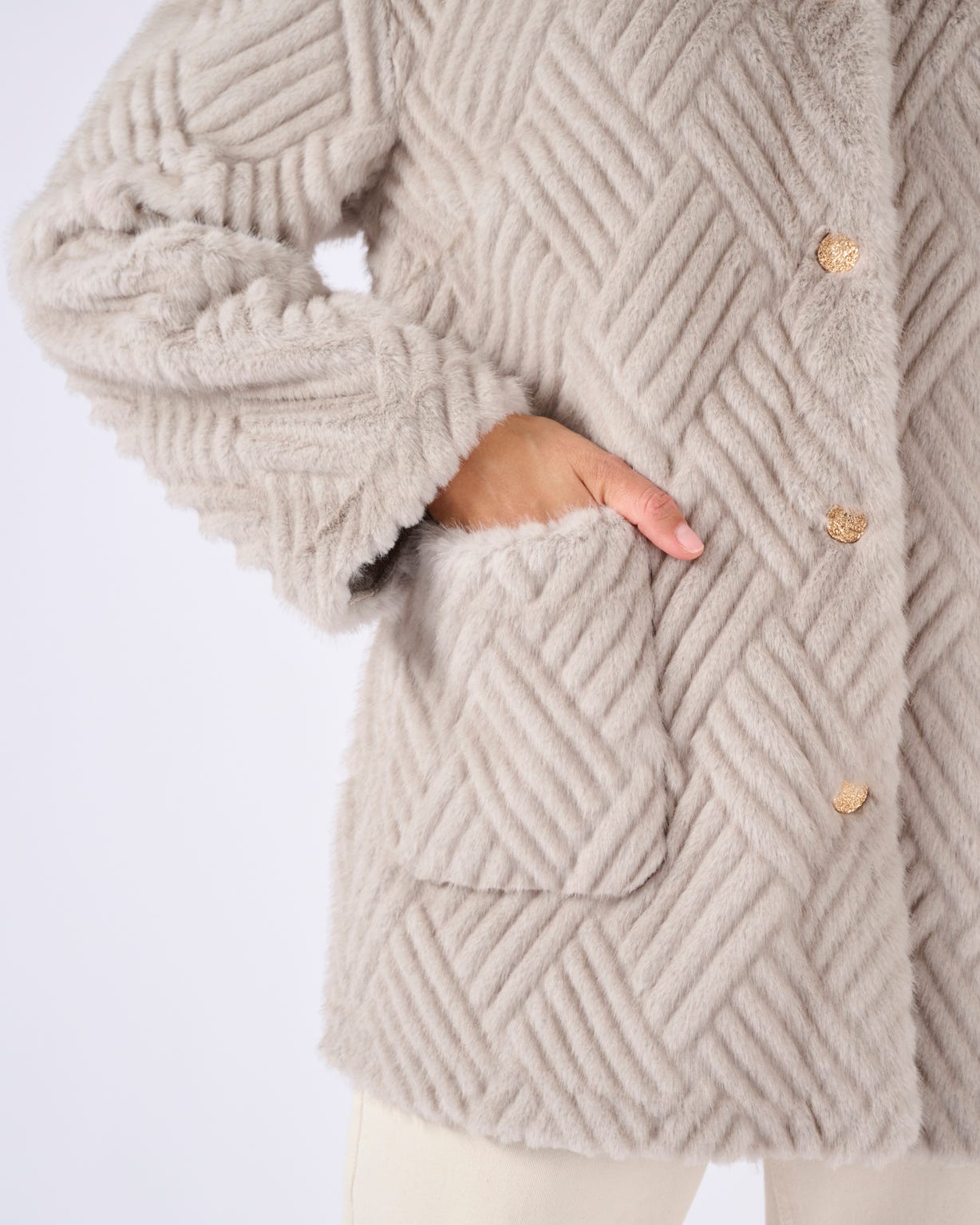 Veste imitation fourrure et suédine