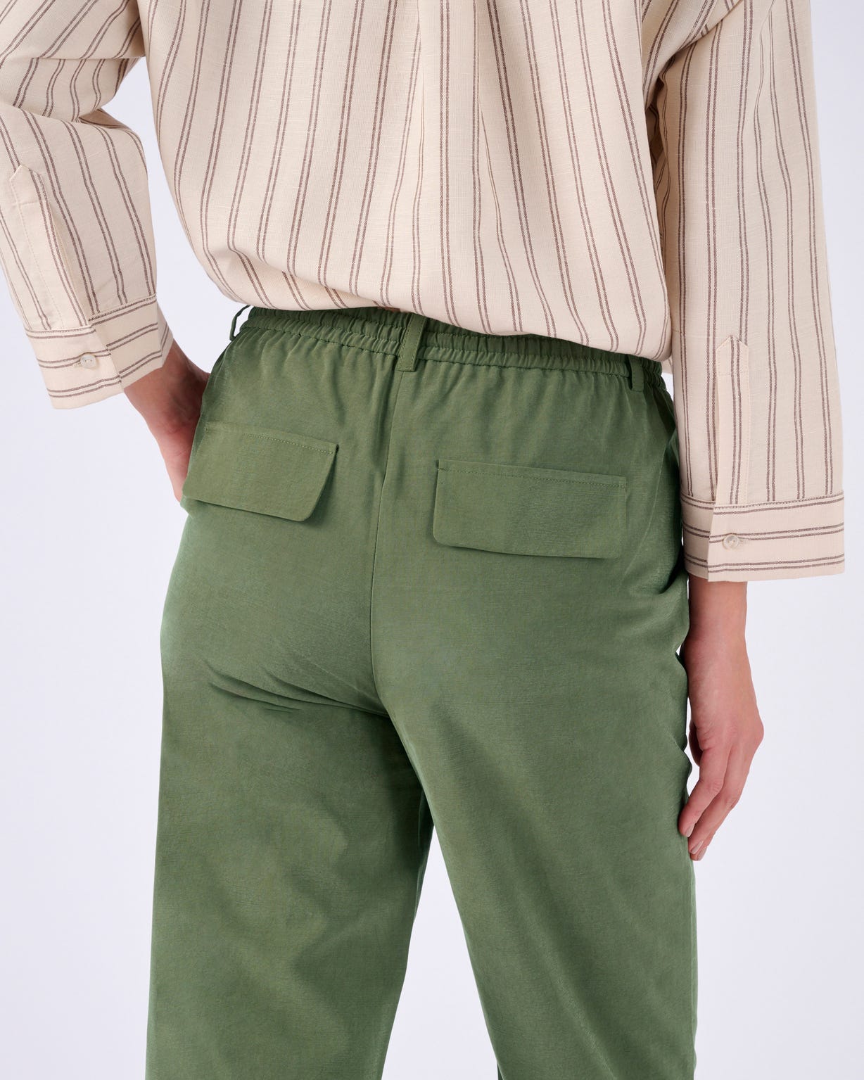 Pantalon 7/8ème enfilable poches cargo