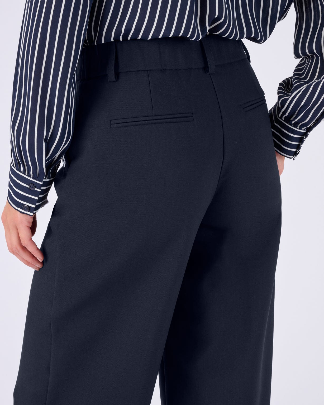 Pantalon large effet pont