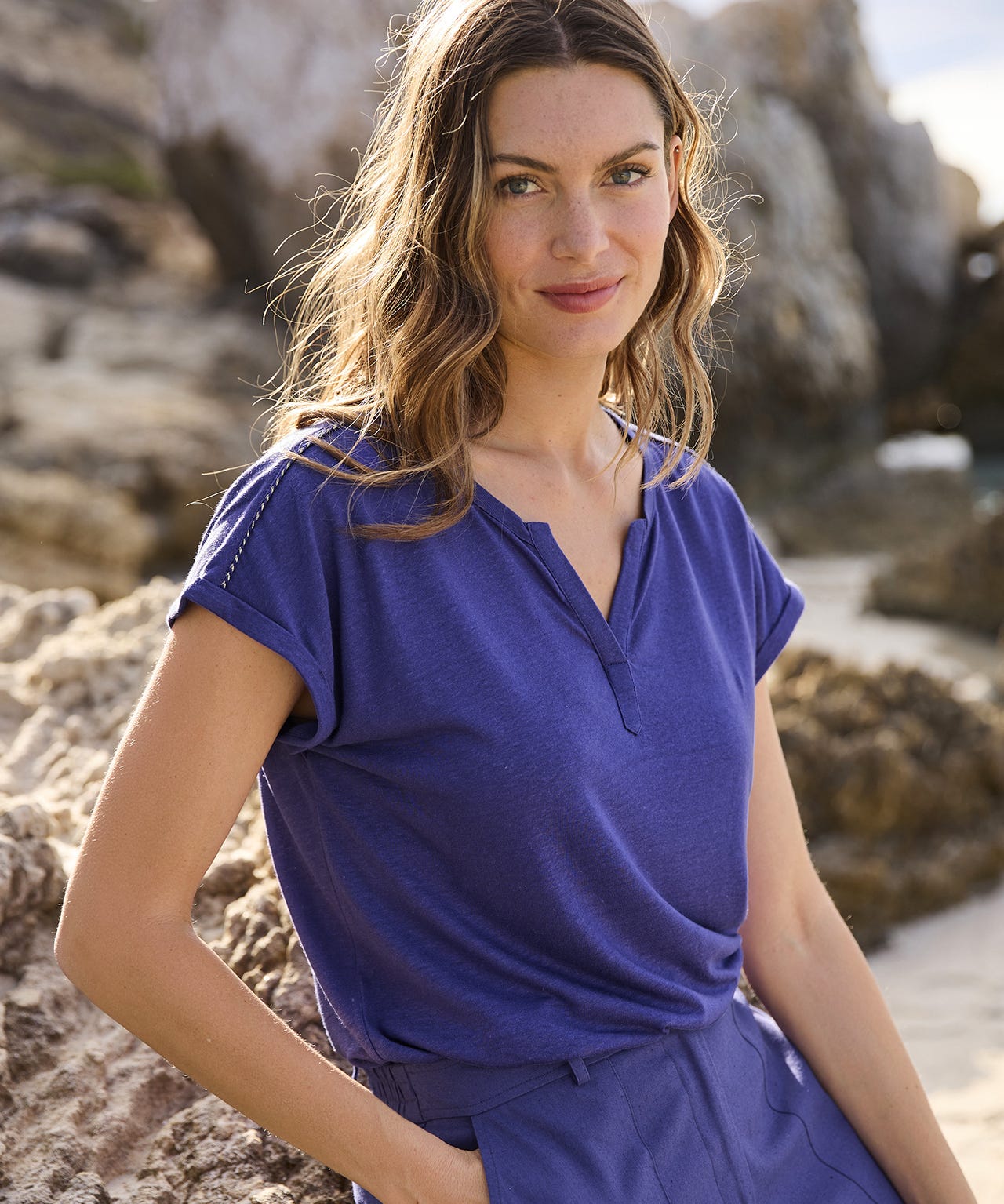 T-shirt mélange lin, détails tressés