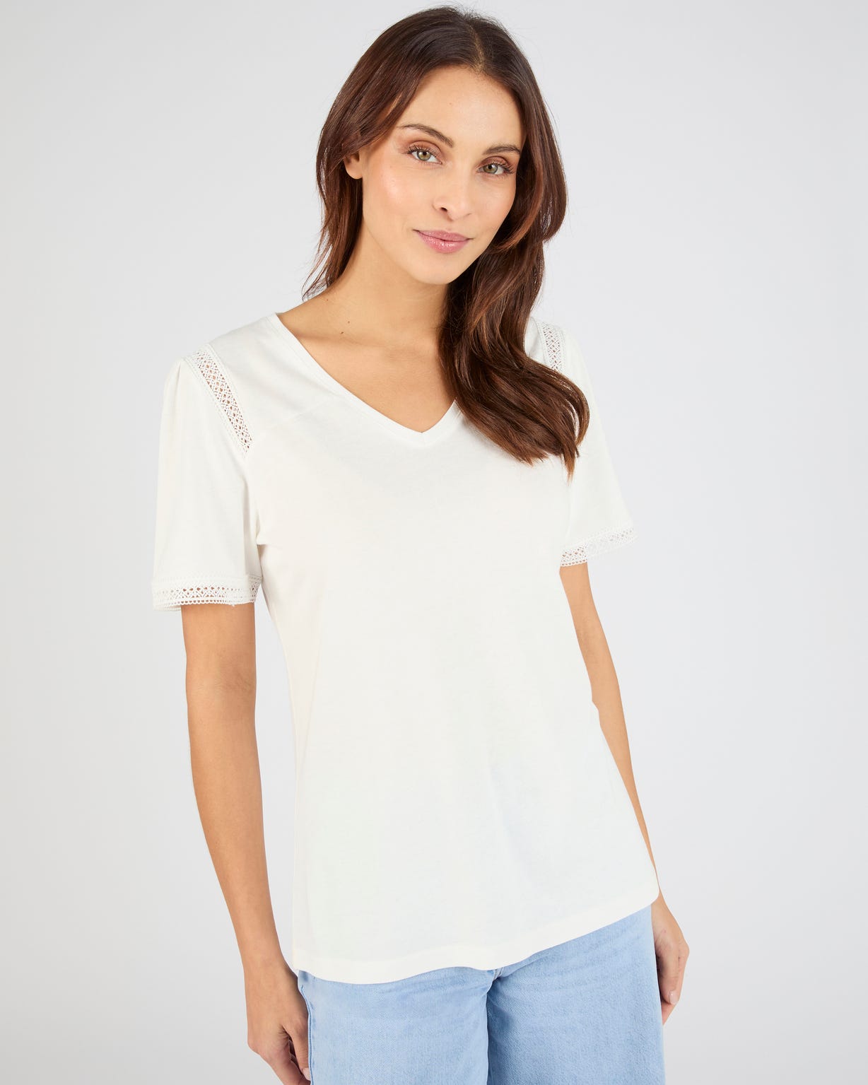 T-shirt détails dentelle