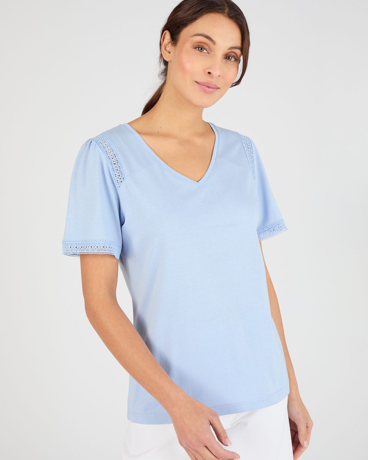 T-shirt détails dentelle