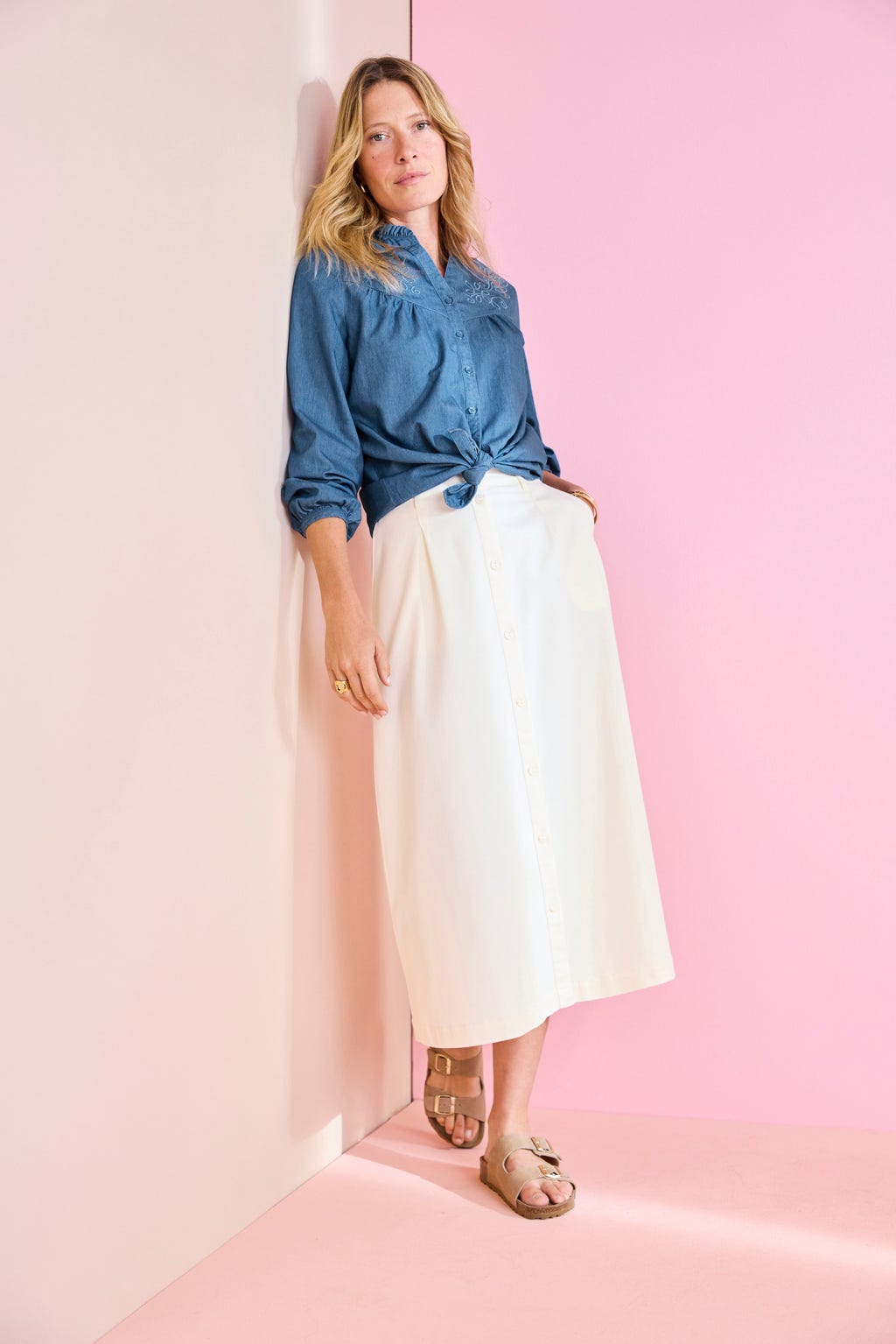 Chemisier en denim brodé