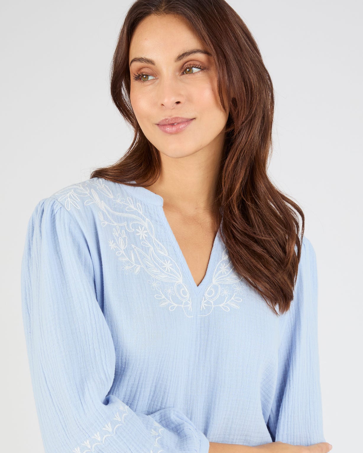 Blouse brodée en gaze de coton