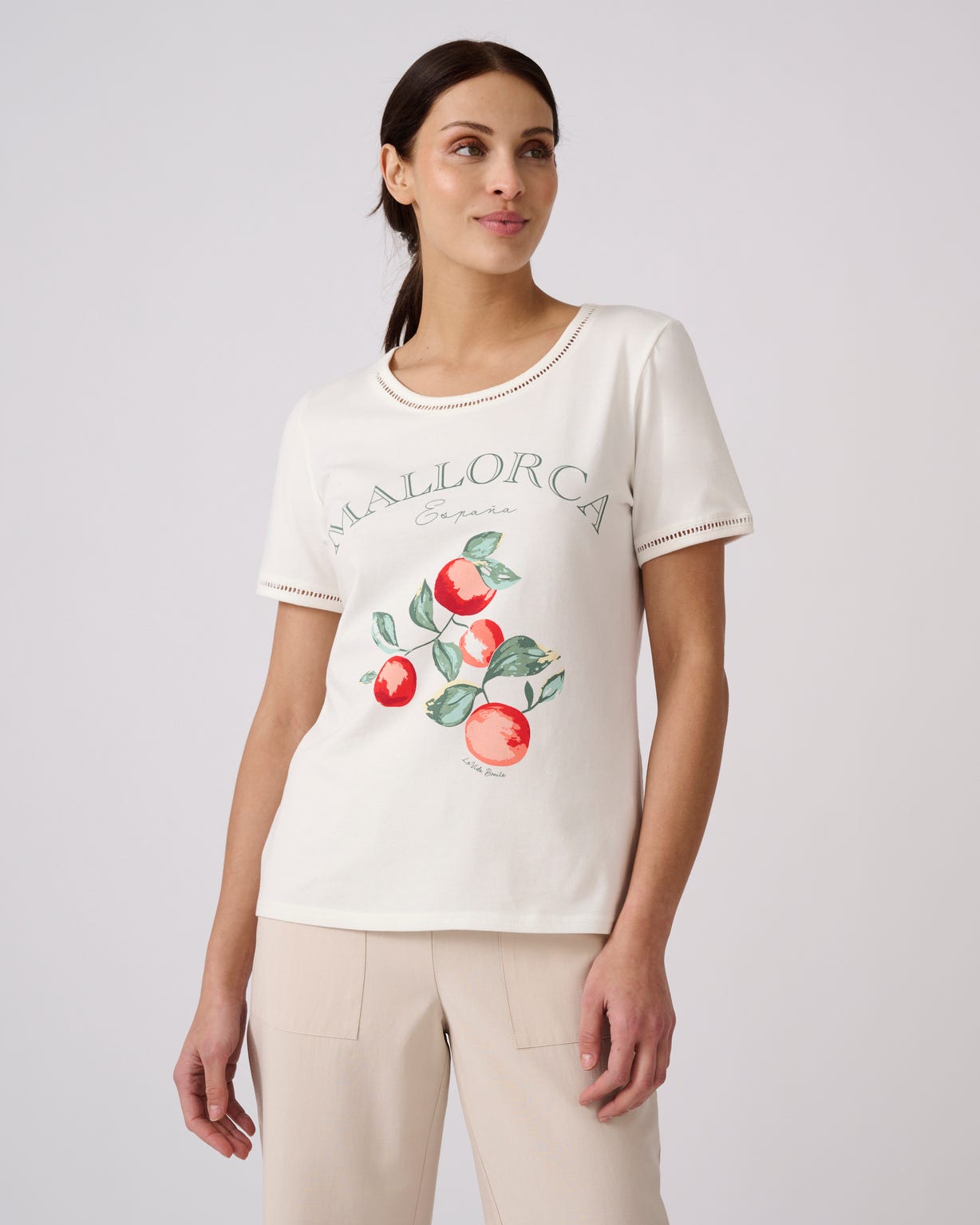 T-shirt motif placé