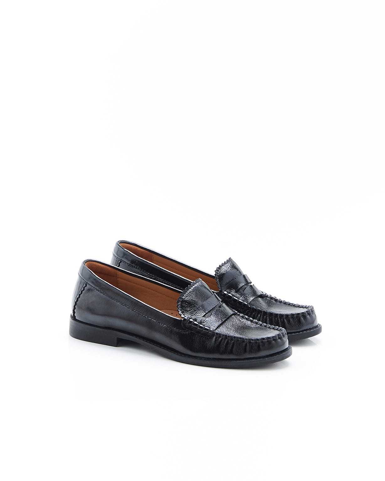 Mocassins vernis effet plissé