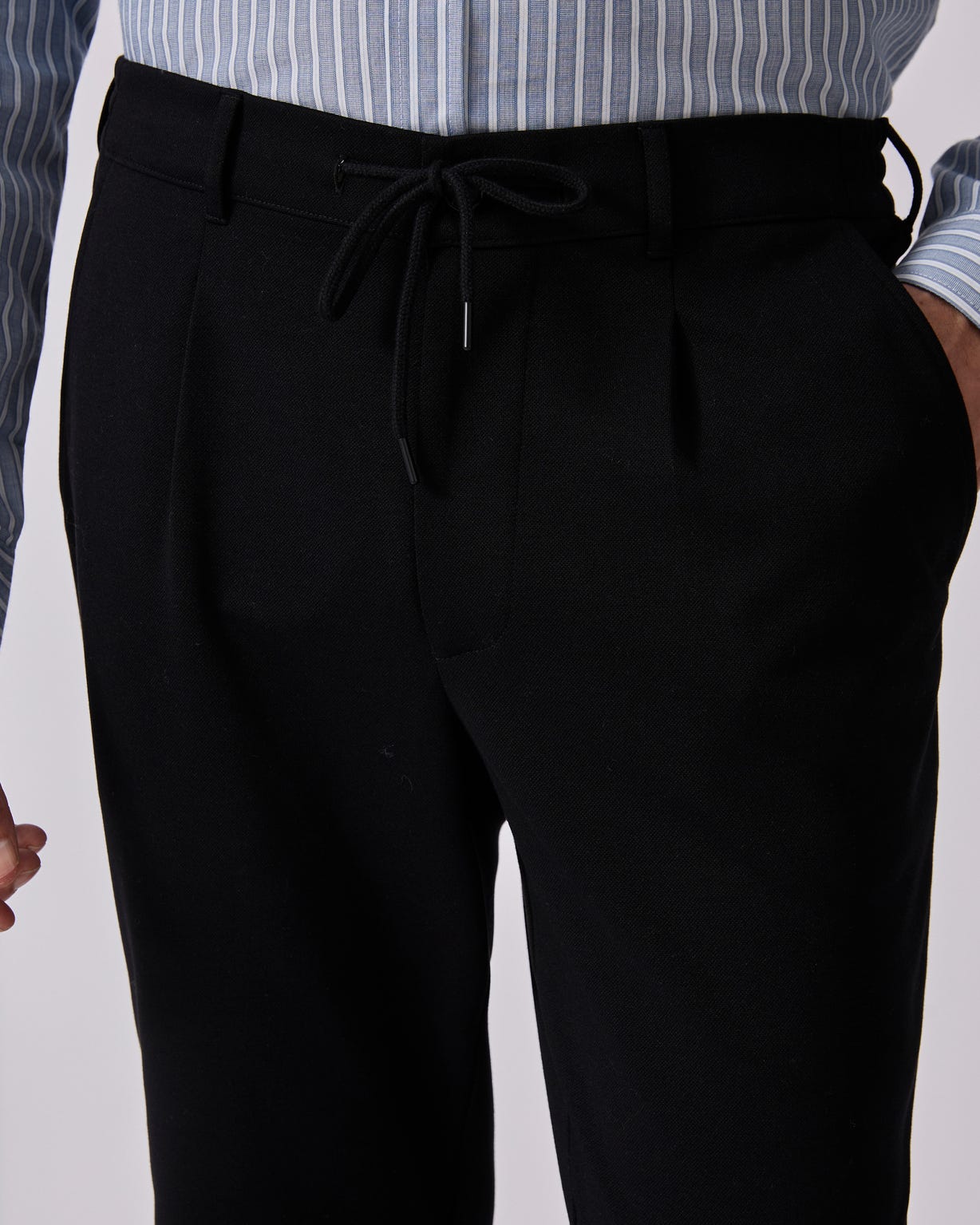 Pantalon coupe chino en maille piquée