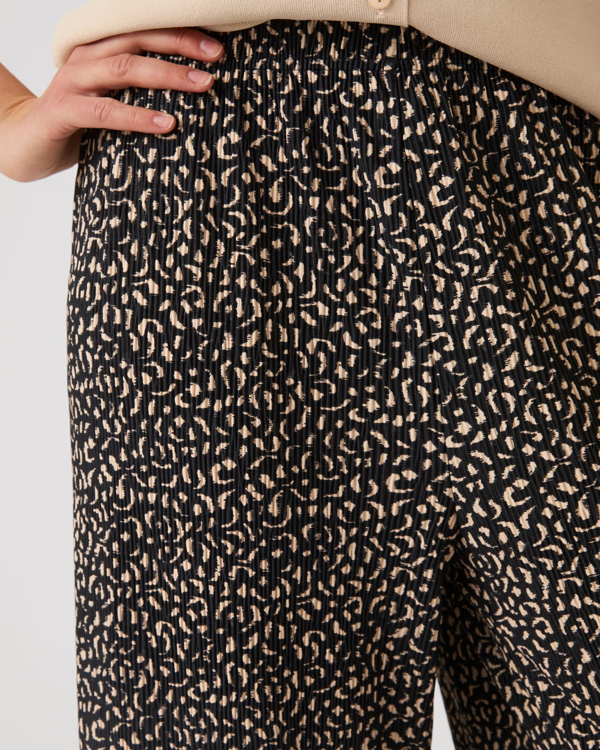 Pantalon 7/8ème plissé permanent