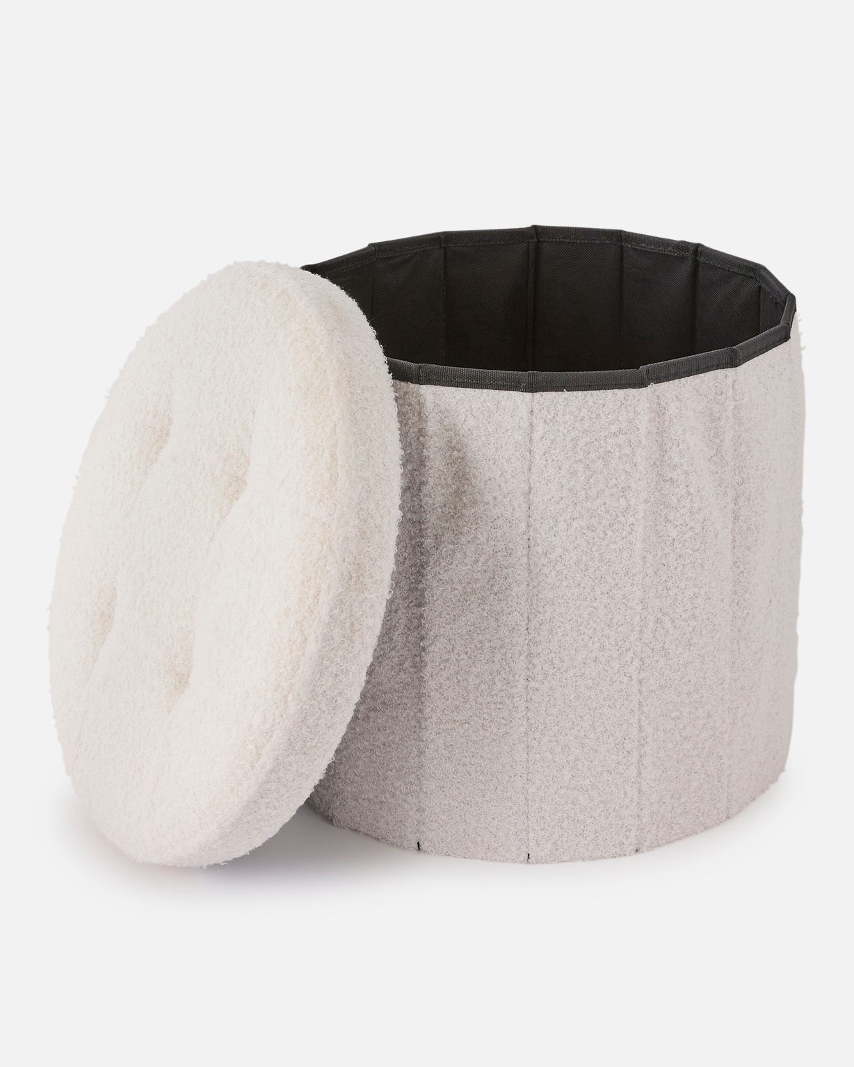 Coffre de rangement en maille moutonnée