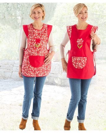 Lot de 2 tabliers chasuble uni et fleuri.