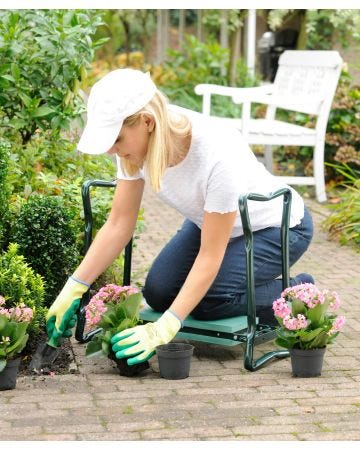 Banc agenouilloir de jardin.