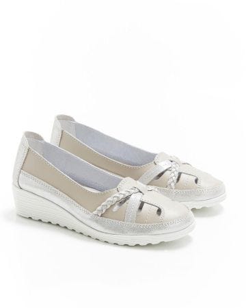 Mocassins compensés ajourés