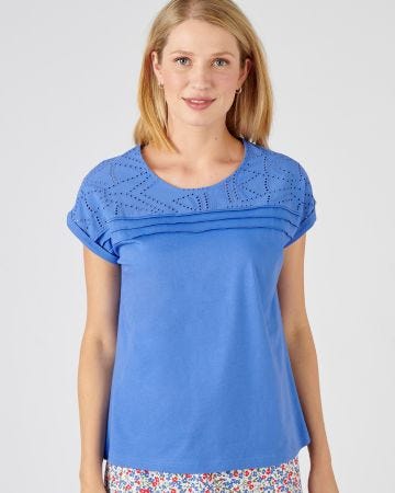 Tee-shirt détails broderie anglaise