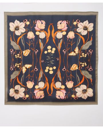 Foulard carré satiné imprimé à fleurs