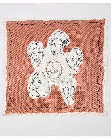 Foulard carré plissé à motifs