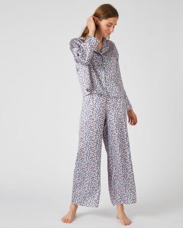Pyjama à boutons matière satinée