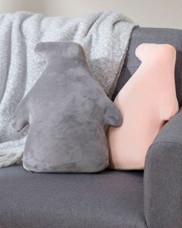 Coussin à mémoire de forme pingouin