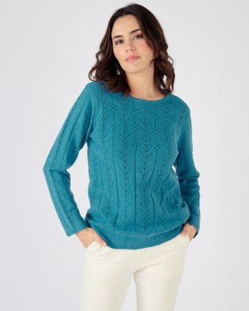 Pull maille ajourée et fleurs
