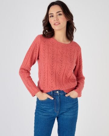 Pull maille ajourée et fleurs