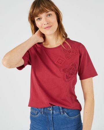 Tee-shirt avec applications de macramé