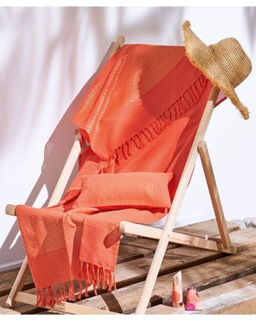 L'ensemble fouta et son coussin gonflable