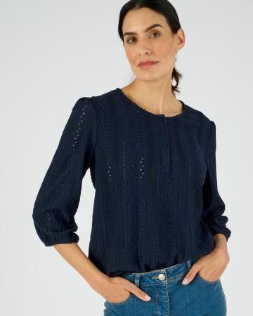 Top maille jacquard stretch ajourée et brodée