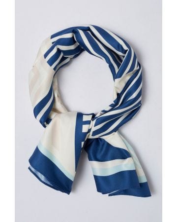 Foulard carré motif géométrique