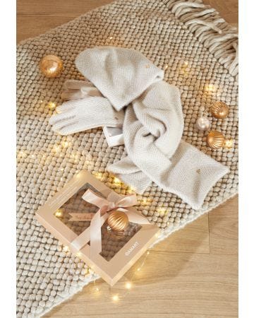 Coffret cadeau écharpe, bonnet et gants