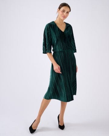 Robe en velours plissé satiné + ceinture