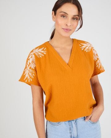 Blouse brodée en double gaze effet crêpé