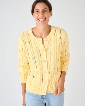 Cardigan maille ajourée et torsades