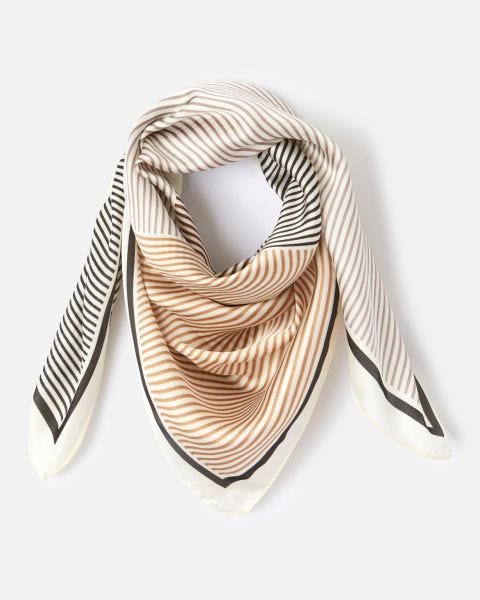 Foulard carré effet graphique