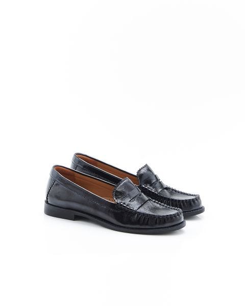 Mocassins vernis effet plissé